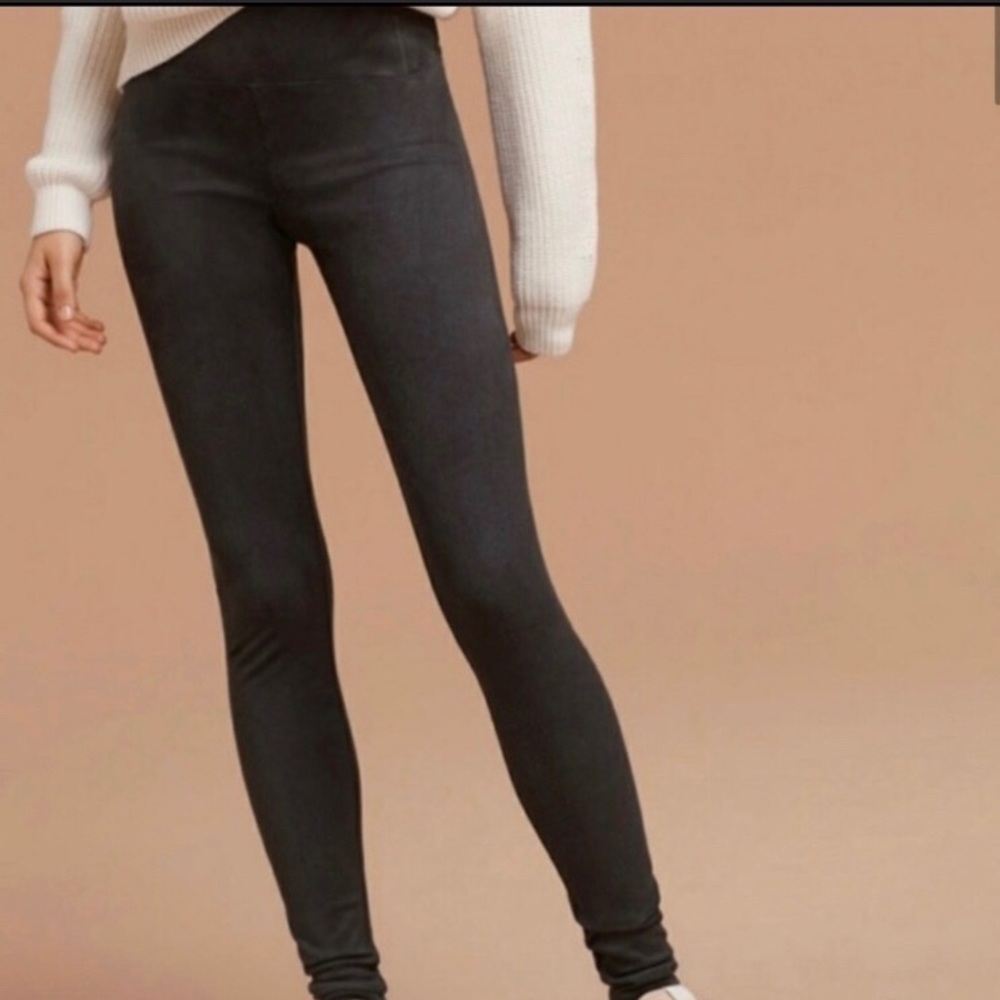 NWT Aritzia Faux Suede Leggings